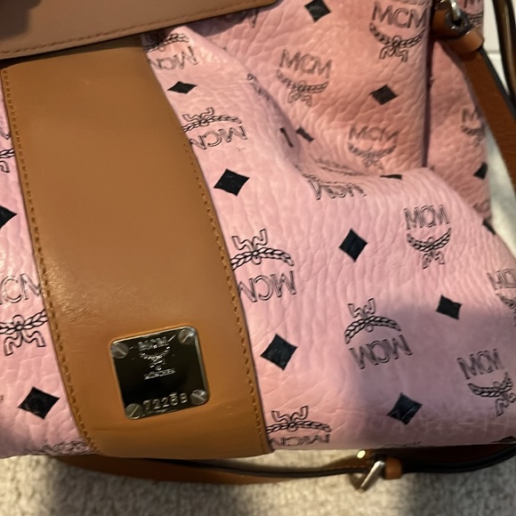 MCM Klara Medium Visetos Hobo bag Soft Pink - Picture 6 of 10